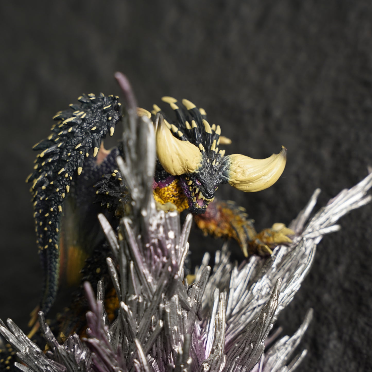 Nergigante Figurine – Fearsome Elder Dragon from Monster Hunter | Premium Collectible Model