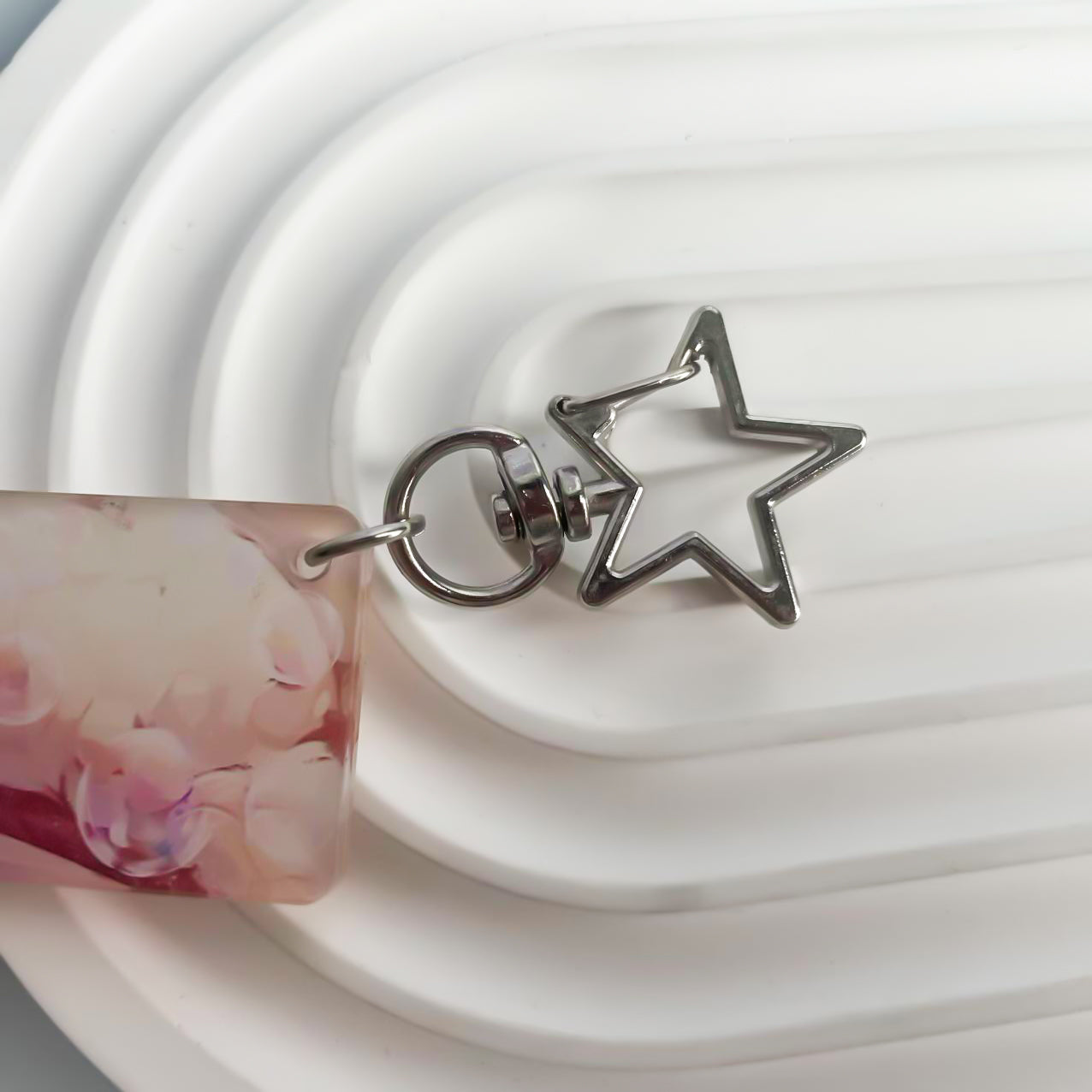 mizutsune-Monster Hunter Eyebar Keychain