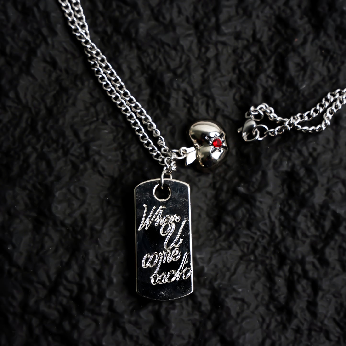 Caleb's Necklace – A Stunning Tribute to Love and Mystery