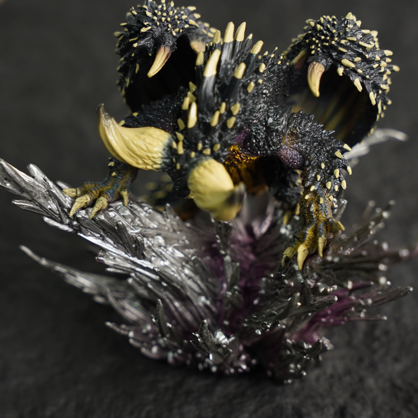 Nergigante Figurine – Fearsome Elder Dragon from Monster Hunter | Premium Collectible Model